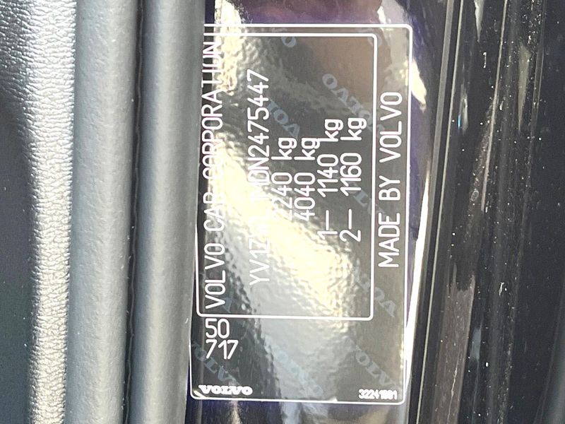 2021 Volvo V60 5AA-ZB420TM (UW-muvwsqy43ja2)[0]