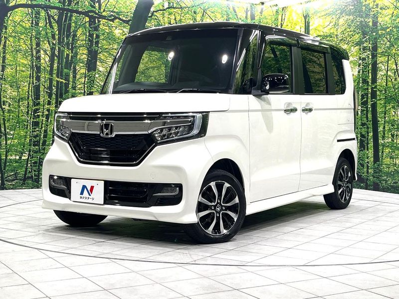 2017 Honda N-BOX CUSTOM DBA-JF4 (UW-muxbm1rfn3e9)[0]