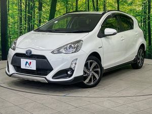 2016 Toyota Aqua DAA-NHP10