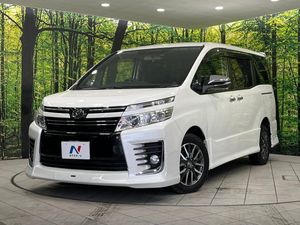 2015 Toyota Voxy DBA-ZRR85W