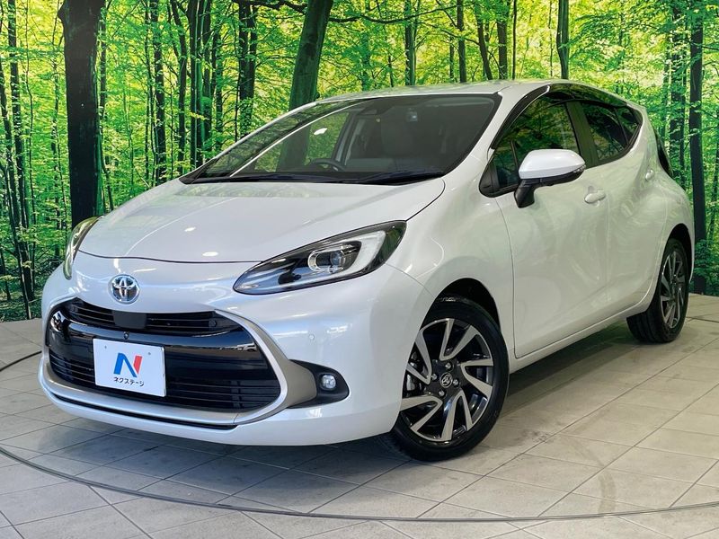 2022 Toyota Aqua 6AA-MXPK11 (UW-muyqvdqxnyc1)[0]