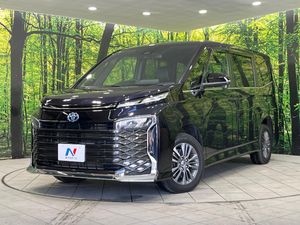 2022 Toyota Voxy 6AA-ZWR95W