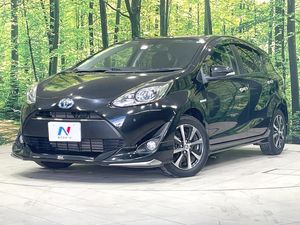 2018 Toyota Aqua DAA-NHP10