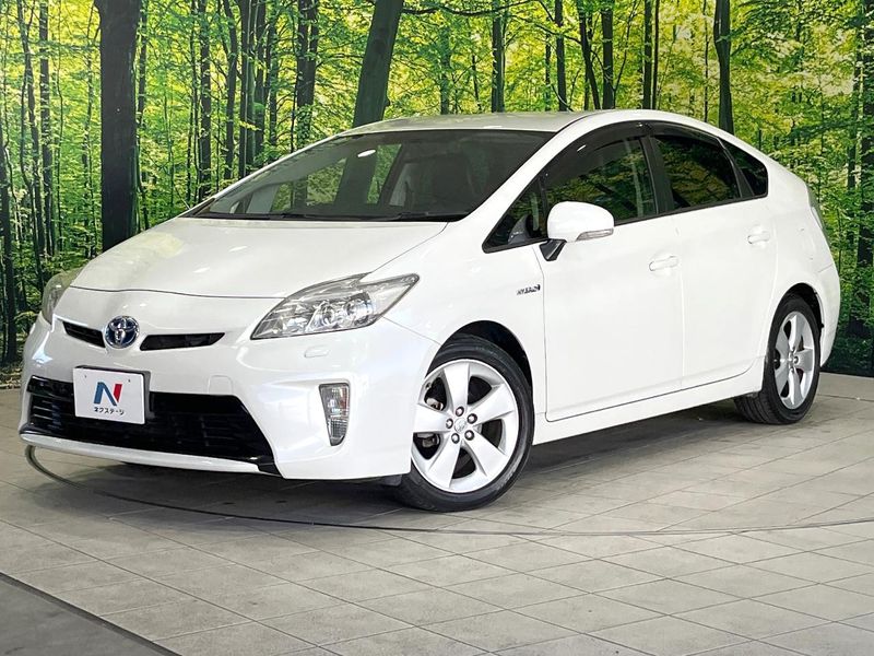 2013 Toyota Prius DAA-ZVW30 (UW-mv074er4zxfl)[0]