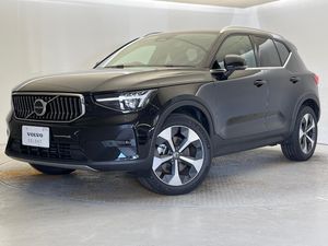 2025 Volvo XC40 5AA-XB420TXCM2