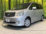 2013 Toyota Noah DBA-ZRR70G