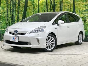 2013 Toyota Prius α DAA-ZVW41W