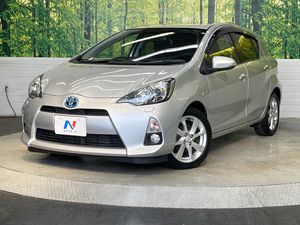 2013 Toyota Aqua DAA-NHP10