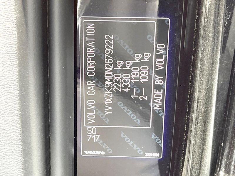 2021 Volvo XC40 5AA-XB420TXCM (UW-mv4gkiqq90rz)[0]