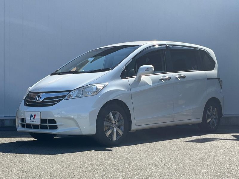 2014 Honda Freed DBA-GB3 (UW-mv5vk0a6j881)[0]