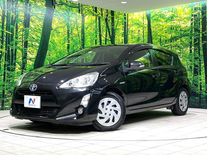 2016 Toyota Aqua DAA-NHP10 (UW-mv5w0fridp6b)[0]