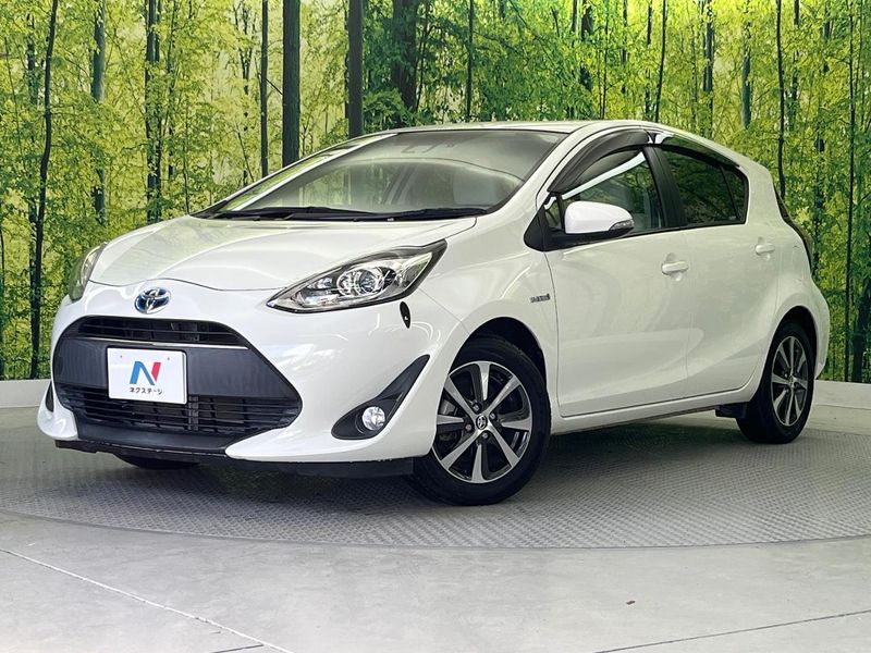 2017 Toyota Aqua DAA-NHP10 (UW-mv5w0nq6y784)[0]