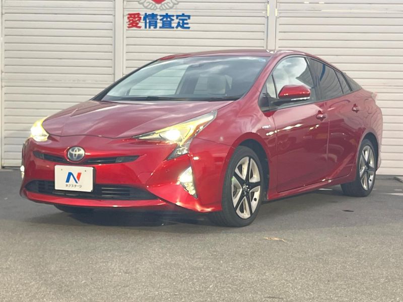 2016 Toyota Prius DAA-ZVW51 (UW-mv7cmf9x1d4z)[0]