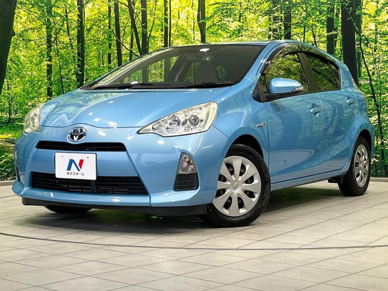2013 Toyota Aqua DAA-NHP10 (UW-mv8rfrlotuu3)[0]