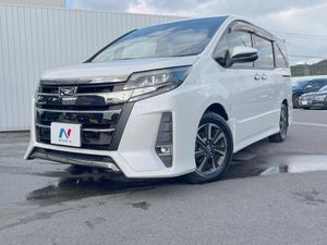 2018 Toyota Noah DBA-ZRR80W