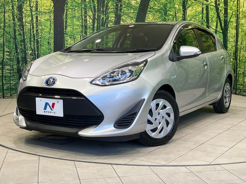 2018 Toyota Aqua DAA-NHP10 (UW-mva7vmm71nve)[0]