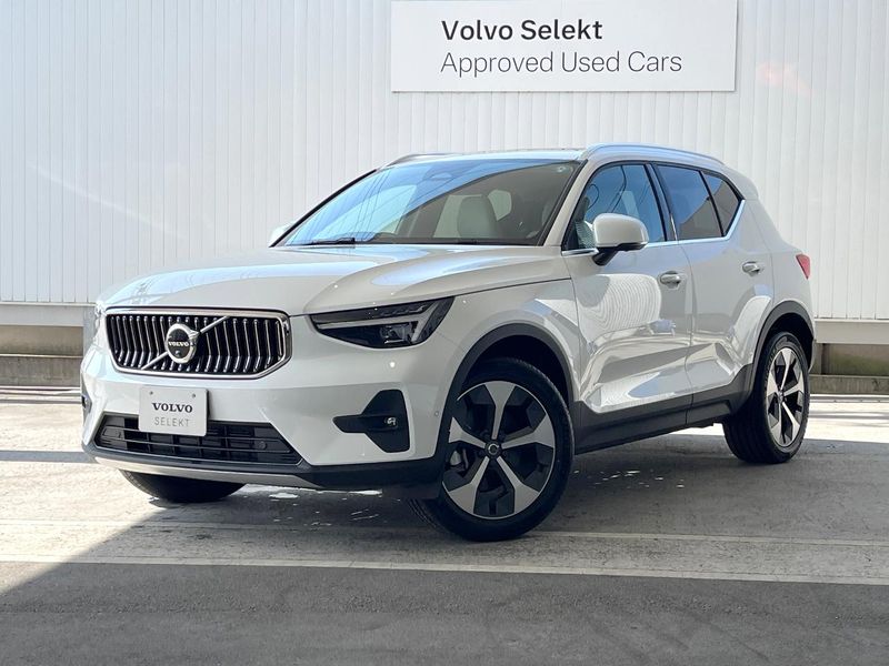 2025 Volvo XC40 5AA-XB420TXCM2 (UW-mvbm4u6mb7qj)[0]