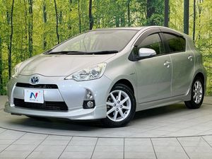 2013 Toyota Aqua DAA-NHP10