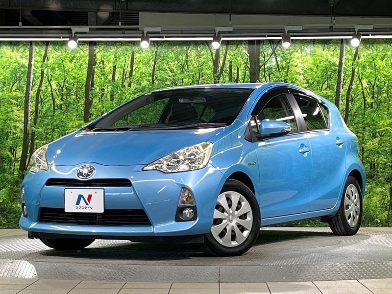 2013 Toyota Aqua DAA-NHP10 (UW-mvd1ysqxozx7)[0]