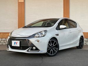 2014 Toyota Aqua DAA-NHP10