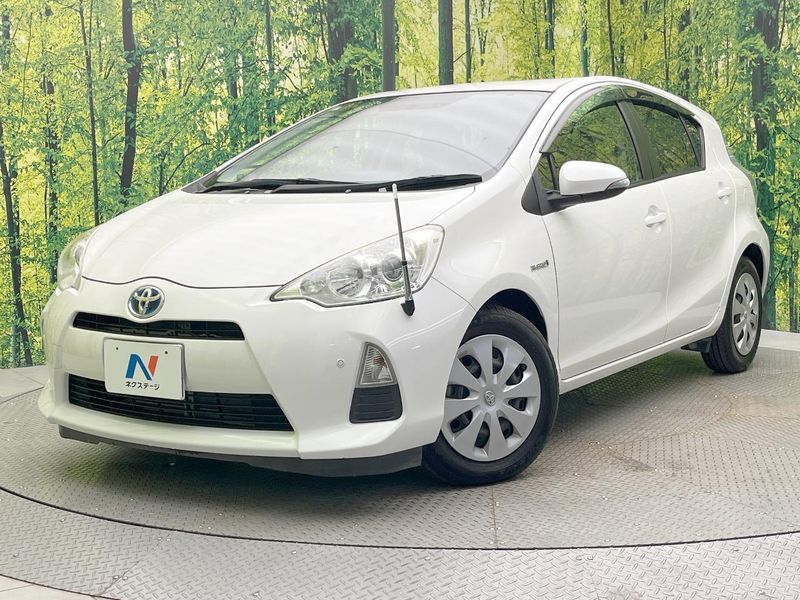 2013 Toyota Aqua DAA-NHP10 (UW-mvd1yzt9eiur)[0]