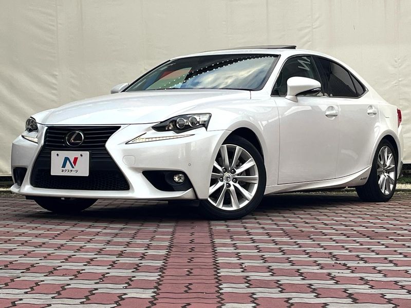 2016 Lexus IS DAA-AVE30 (UW-mvfxiaukwutm)[0]