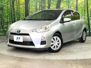 2013 Toyota Aqua DAA-NHP10
