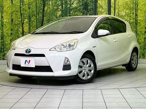 2014 Toyota Aqua DAA-NHP10