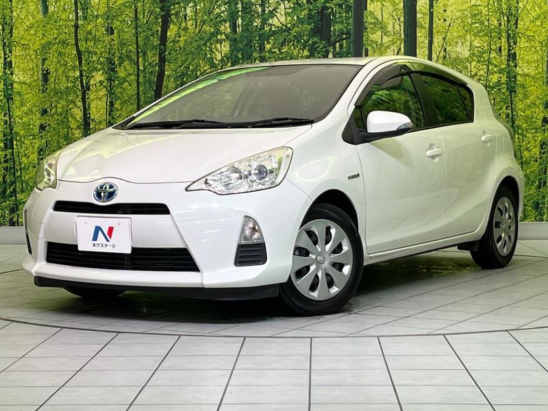 2014 Toyota Aqua DAA-NHP10 (UW-mvfy3fr5tz7e)[0]