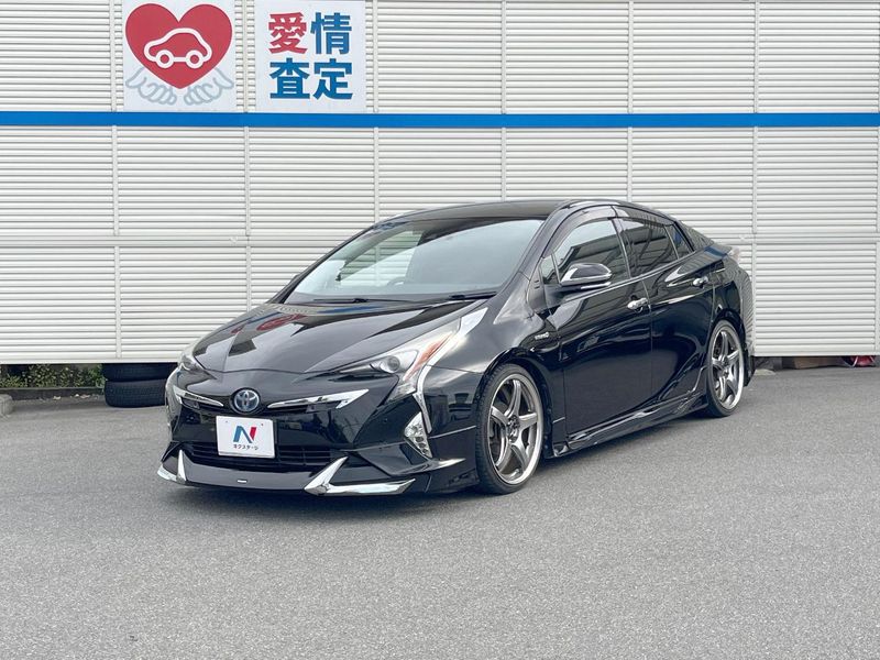 2016 Toyota Prius DAA-ZVW51 (UW-mvfyagrml9v4)[0]
