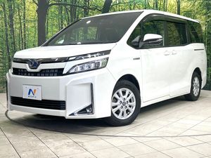2017 Toyota Voxy DAA-ZWR80G