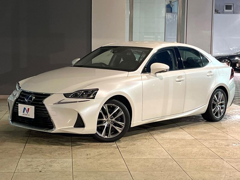 2016 Lexus IS DBA-ASE30 (UW-mvn16lxc76uk)[0]