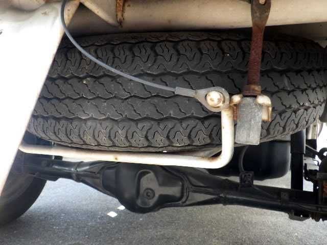 1999 Suzuki Carry Truck DA52T (UW-6969a00f56870)[19]