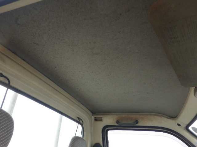 1999 Daihatsu Hijet Truck S200P (UW-6969a075542df)[16]