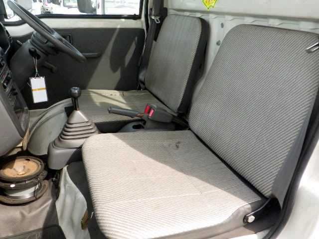 1997 Daihatsu Hijet Truck S100P (UW-6969a08c28b31)[5]