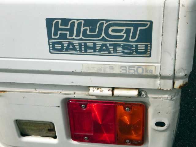 1997 Daihatsu Hijet Truck S100P (UW-6969a08c28b31)[29]