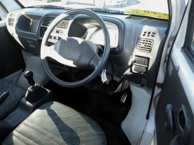 1999 Suzuki Carry Truck DA52T (UW-69afe2d8bf771)[10]