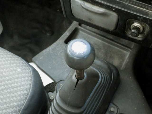 1999 Daihatsu Hijet Truck S200P (UW-694a15c46b284)[13]