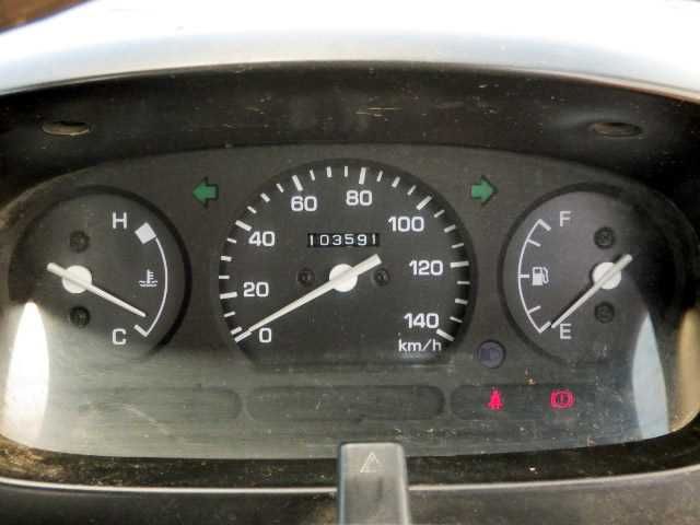 1999 Daihatsu Hijet Truck S200P (UW-694a16668e6e4)[12]