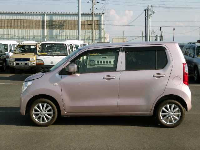 2016 Suzuki Wagon R MH34S (UW-6944c054b35d5)[3]