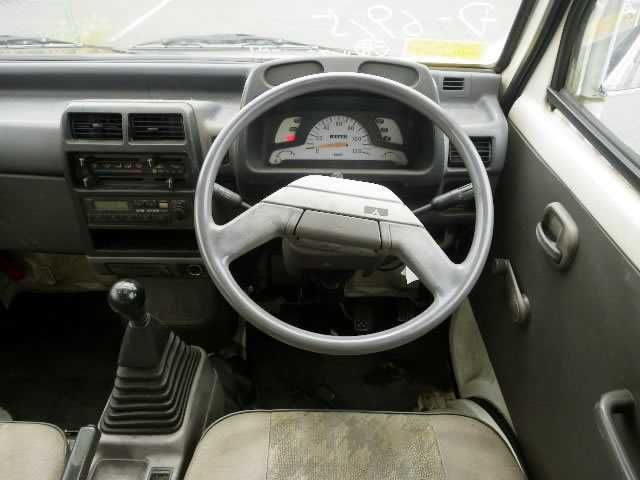 1996 Mitsubishi Minicab Van U42V (UW-6944bff9b195a)[4]