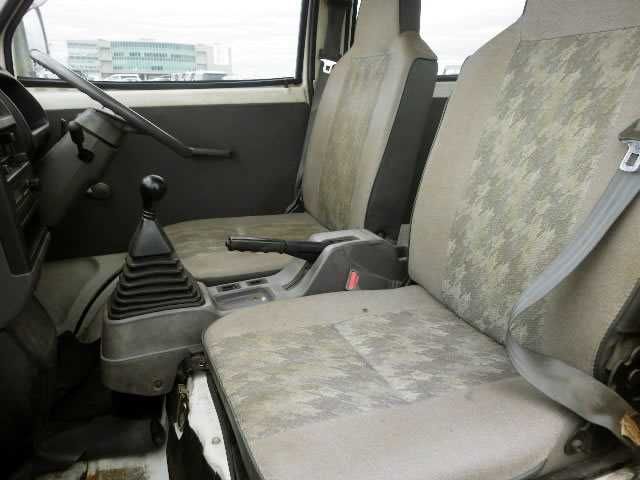 1996 Mitsubishi Minicab Van U42V (UW-6944bff9b195a)[17]