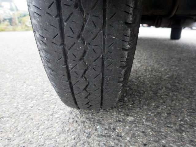 1996 Mitsubishi Minicab Van U42V (UW-6944bff9b195a)[28]
