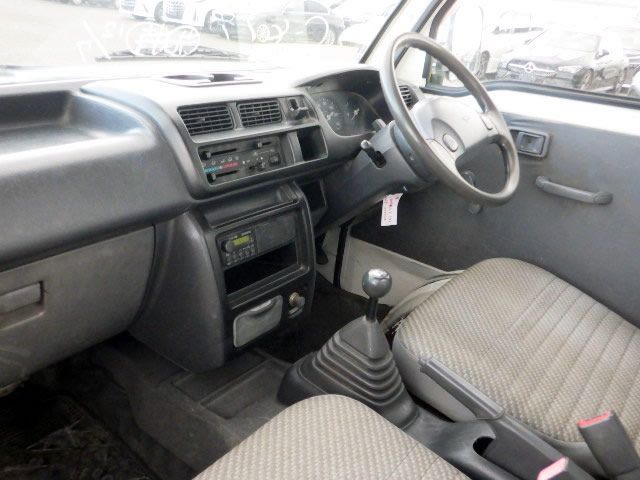 2000 Daihatsu Hijet Truck S200P (UW-6944c1c479854)[9]